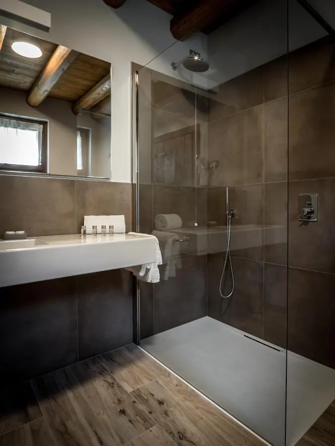 Agriturismo Piane Ono Degno 0*,  Italien