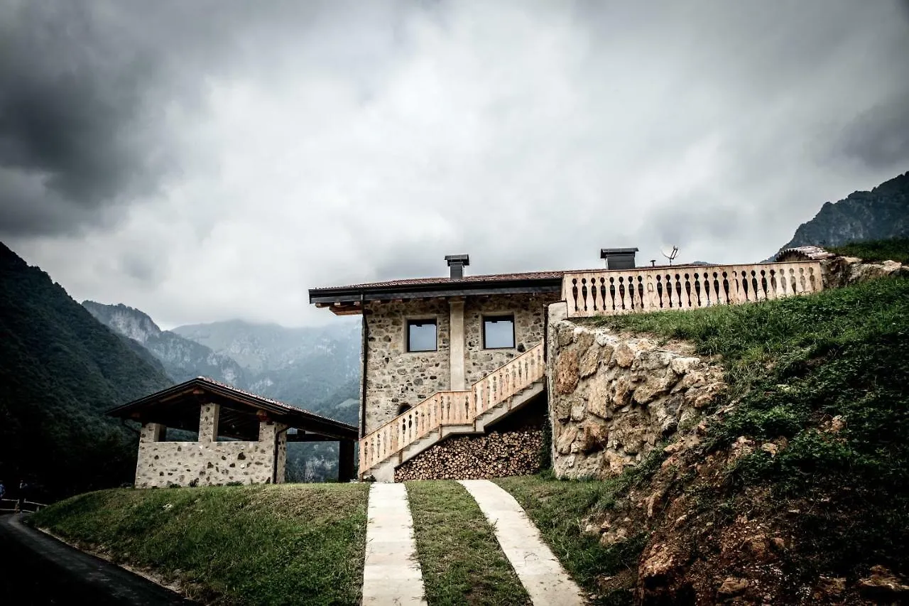 Bauernhof Agriturismo Piane Ono Degno Italien